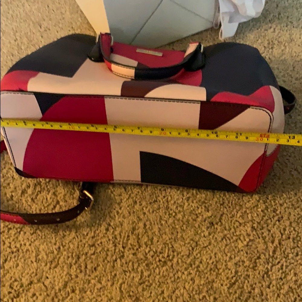 Hardly used Kate spade - Picture 8 of 10